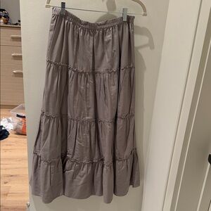 Aritzia Sunday Best Tiered Skirt